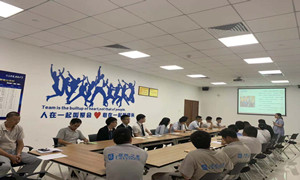 光谷店发展商务礼节培训